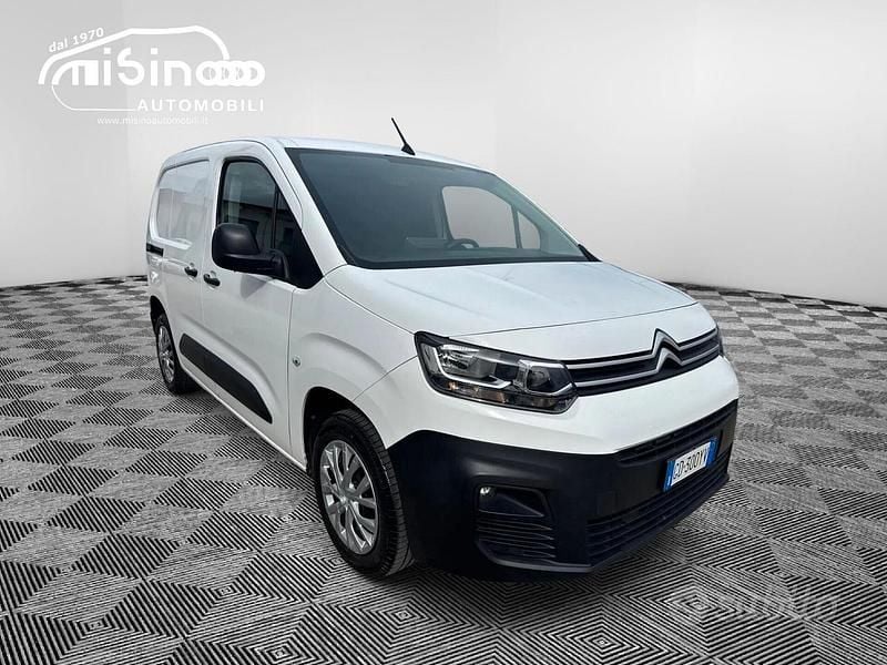 Usata Citroën Berlingo Feel 131 CV (96 kW) 2021 Bianco Monovolume