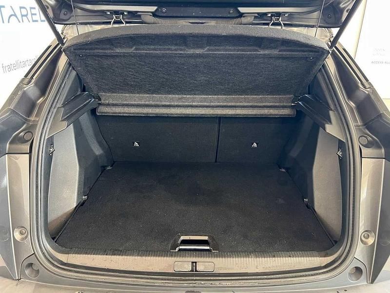 Usata Peugeot 2008 GT 110 CV (80 kW) 2021 Grigio SUV
