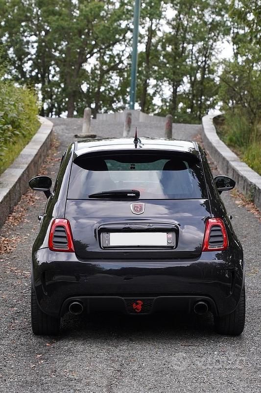 Usata Abarth 500 135 CV (99 kW) 2010 Nero Berlina