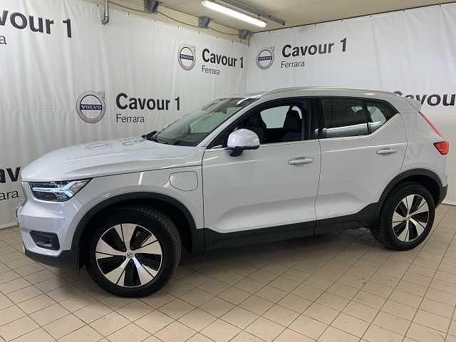 Usata Volvo XC40 Inscription 211 CV (155 kW) 2020 Argento SUV