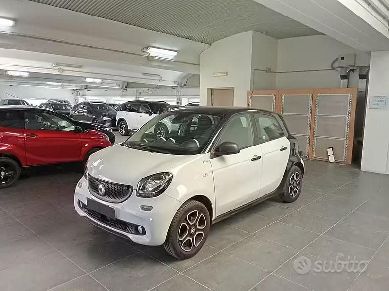 Usata Smart ForFour Passion 71 CV (52 kW) 2018 Utilitaria