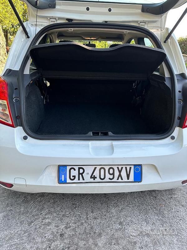 Usata Renault Clio IV 75 CV (55 kW) 2013 Utilitaria