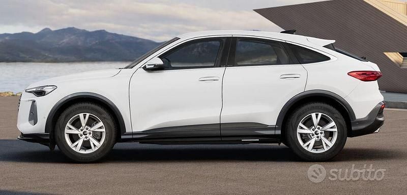 Nuova Audi Q5 Sportback Advanced 203 CV (149 kW) 2025 Bianco SUV