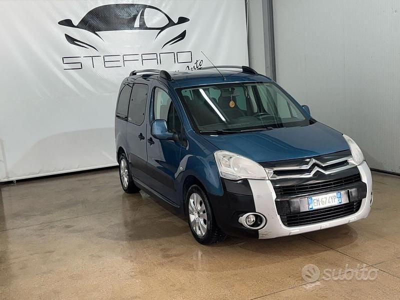 Usata Citroën Berlingo XTR 92 CV (67 kW) 2012 Blu Monovolume