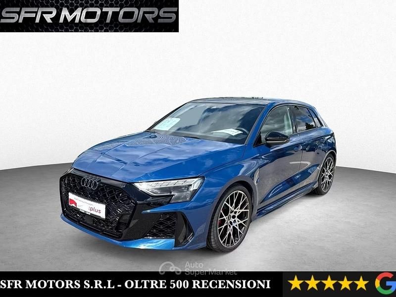 Usata Audi RS3 Ambiente 400 CV (294 kW) 2024 Blu/azzurro Berlina