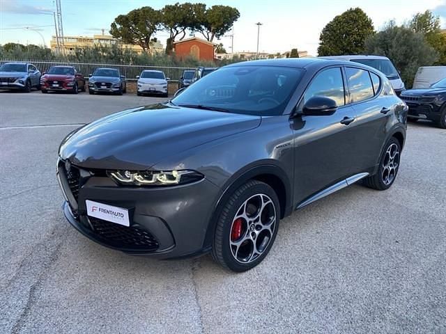 Grigio Usata 2023 Alfa Romeo Tonale Veloce SUV | 37.900 € (Molto cara) - Immagine 1/4