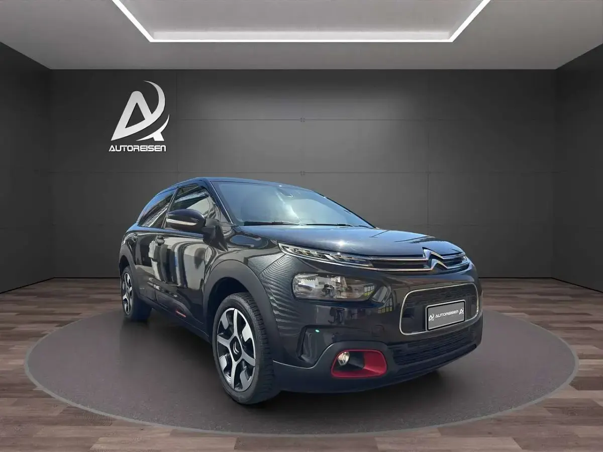 Usata Citroën C4 Feel 102 CV (75 kW) 2020 Nero SUV