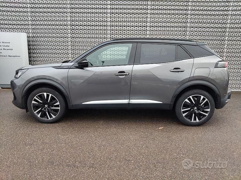 Usata Peugeot 2008 GT 131 CV (96 kW) 2021 Grigio SUV