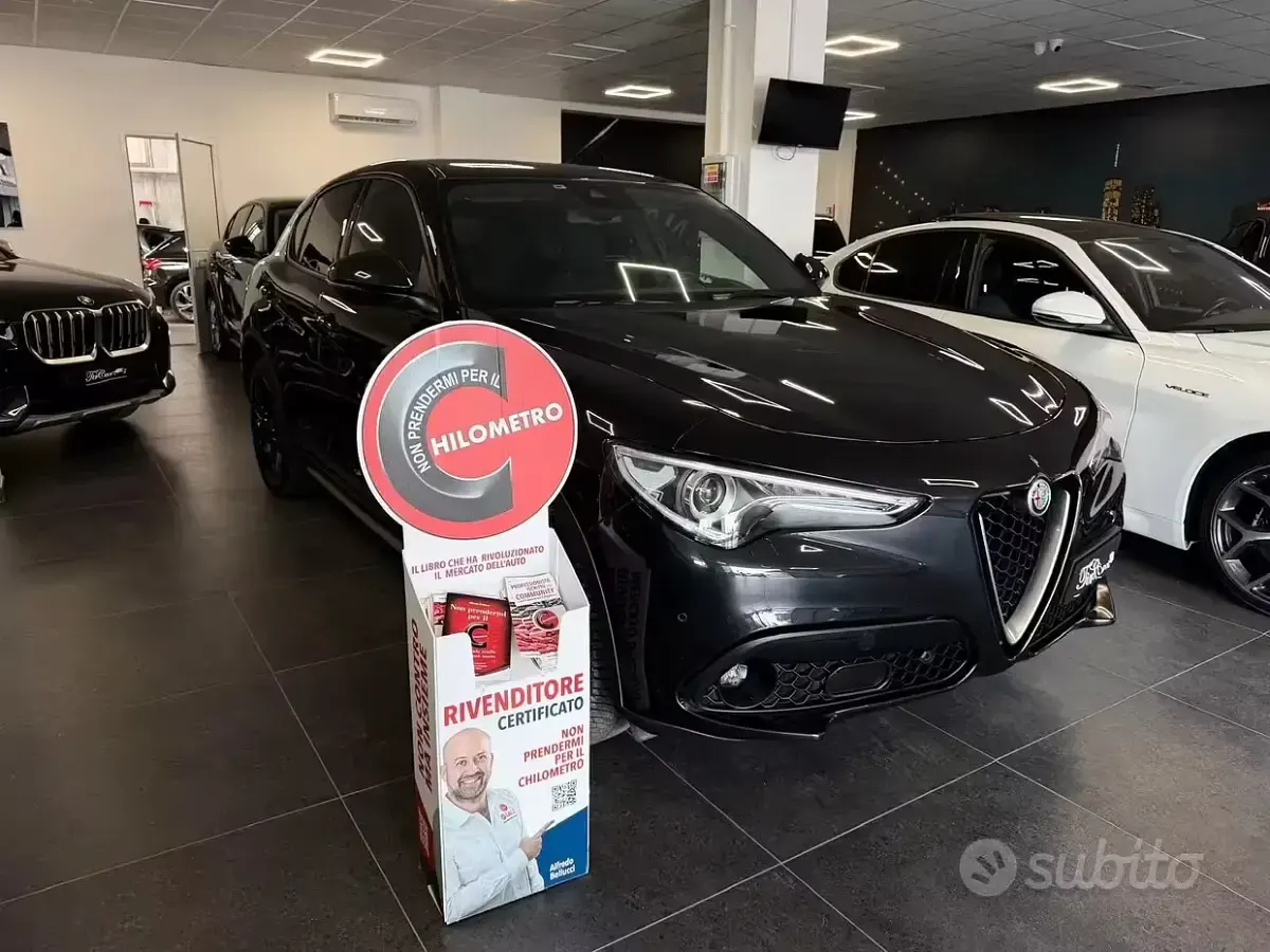 Usata Alfa Romeo Stelvio Executive 190 CV (139 kW) 2022 Nero SUV