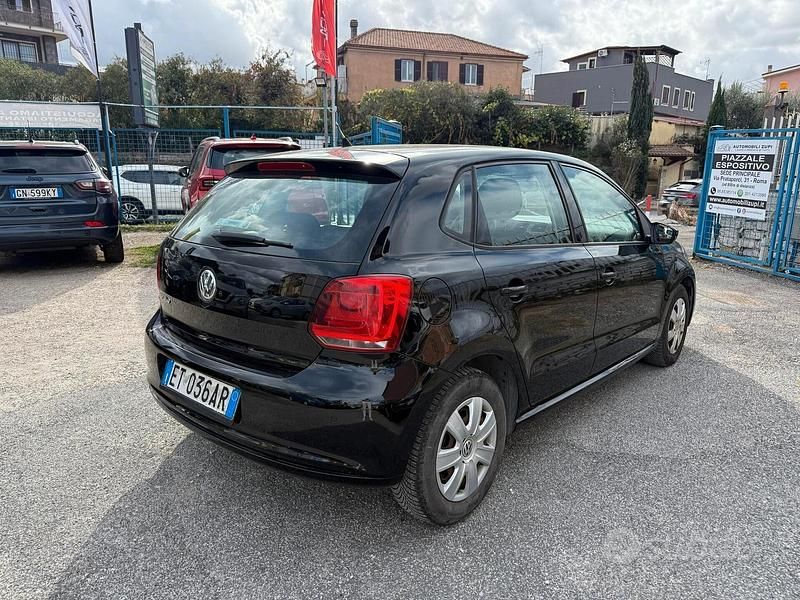 Usata VW Polo 69 CV (50 kW) 2013 Nero Berlina