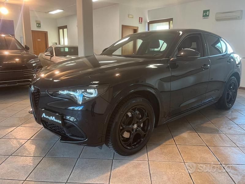 Usata Alfa Romeo Stelvio Veloce 210 CV (154 kW) 2024 Nero SUV