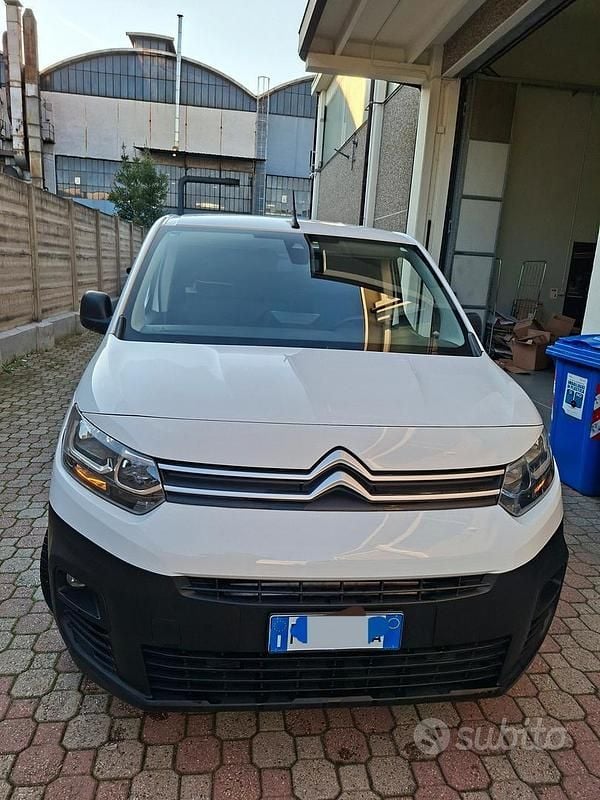 Usata Citroën Berlingo 130 CV (95 kW) 2019 Bianco Monovolume