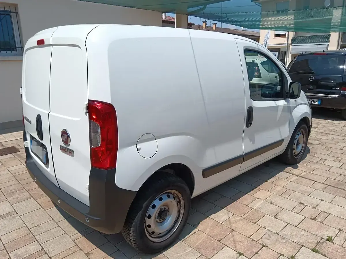 Usata Fiat Fiorino 80 CV (58 kW) 2022 Bianco Monovolume