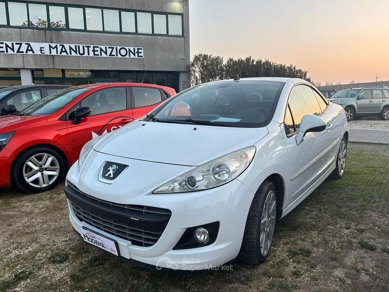 Usata Peugeot 207 CC 111 CV (81 kW) 2014 Bianco Cabrio
