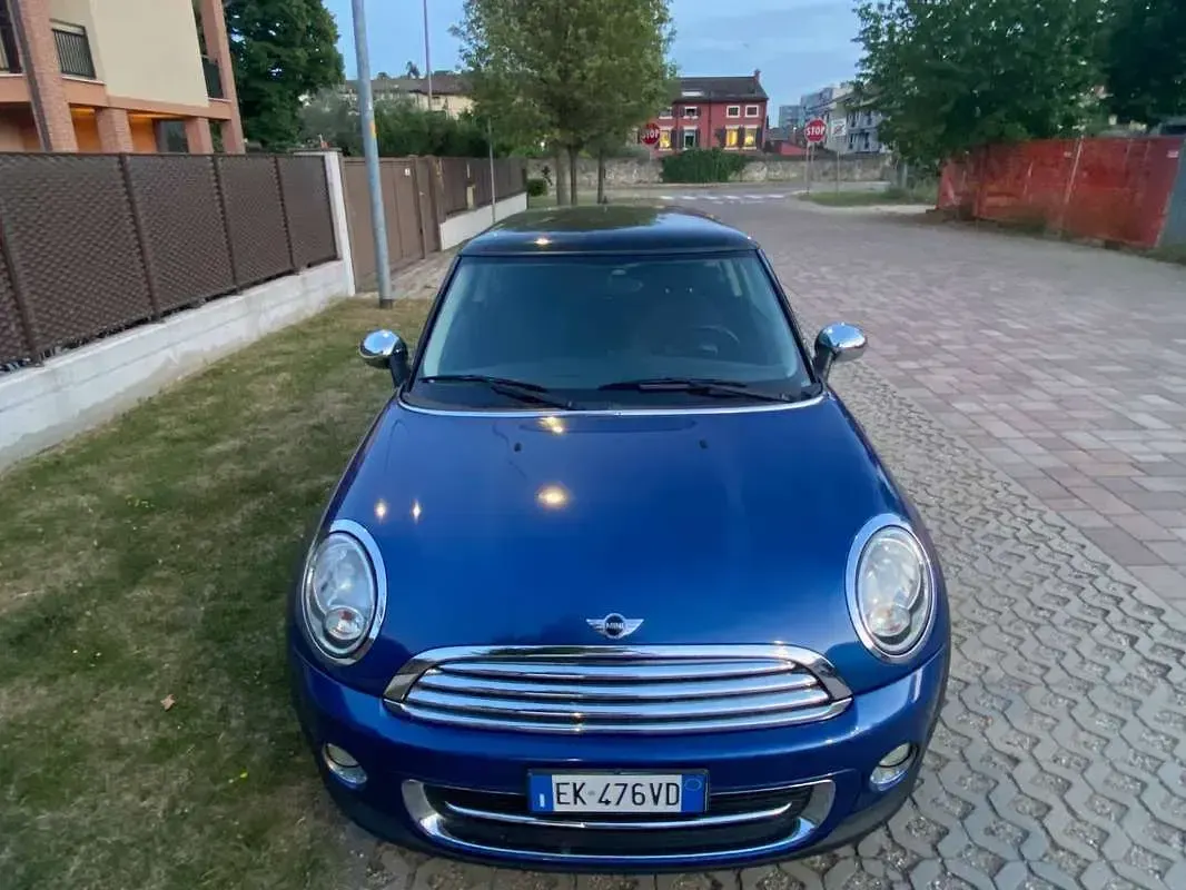 Usata Mini Cooper 122 CV (89 kW) 2011 Blu/azzurro Utilitaria