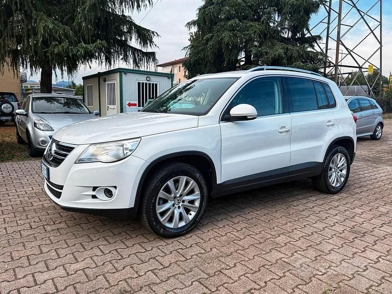 Usata VW Tiguan Sportline 140 CV (102 kW) 2010 Bianco SUV