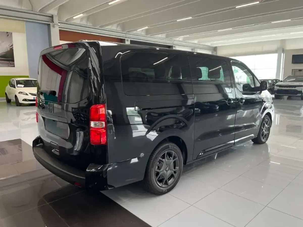 Nuova Fiat Ulysse S 131 kW (179 CV) 2026 Nero Monovolume