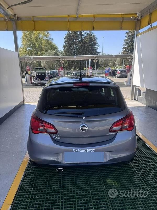 Usata Opel Corsa 90 CV (66 kW) 2016 Utilitaria