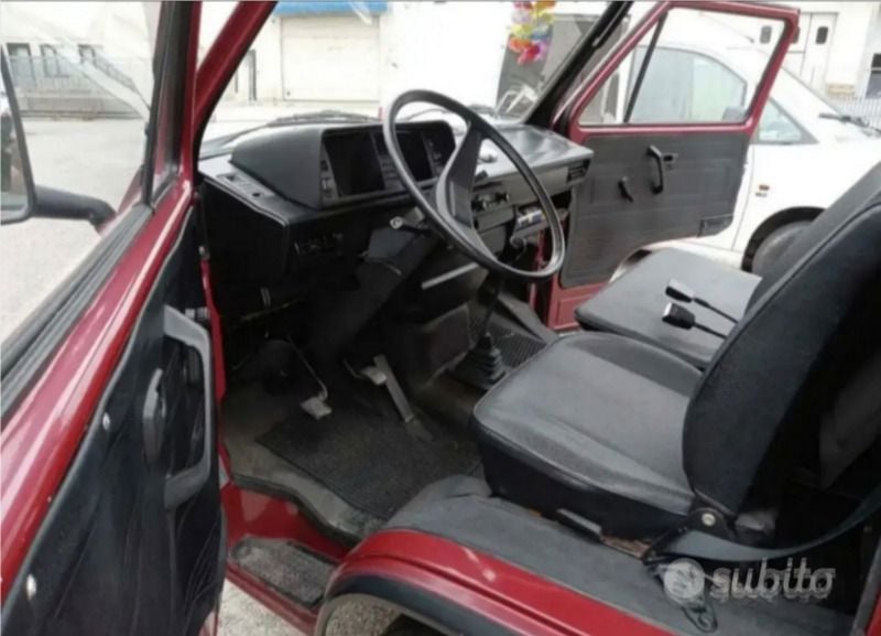 Usata VW T3 1985 Rosso Furgone