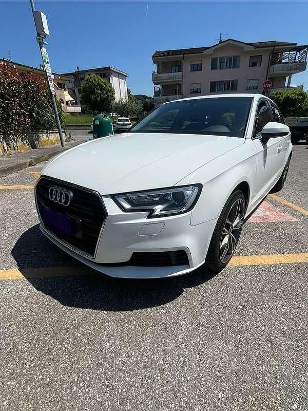 Usata Audi A3 Sport 131 CV (96 kW) 2019 Berlina