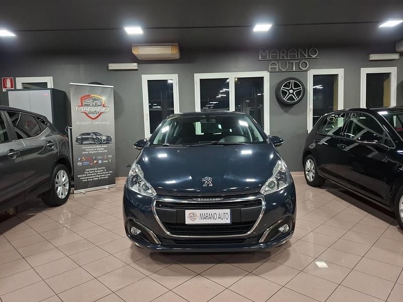 Usata Peugeot 208 81 CV (59 kW) 2017 Grigio Utilitaria