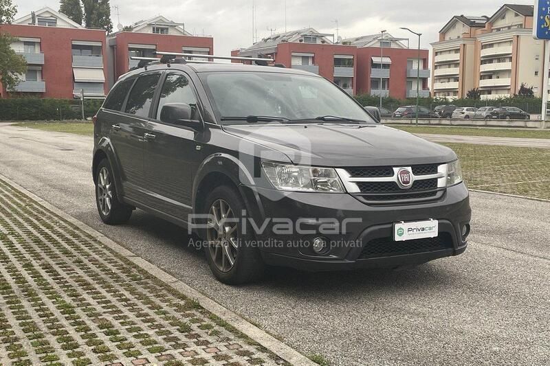 Usata Fiat Freemont Black Code 170 CV (125 kW) 2015 Grigio SUV