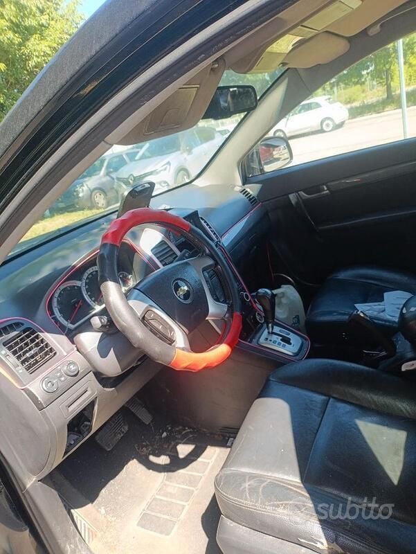 Usata Chevrolet Captiva 127 CV (93 kW) 2008 Nero SUV