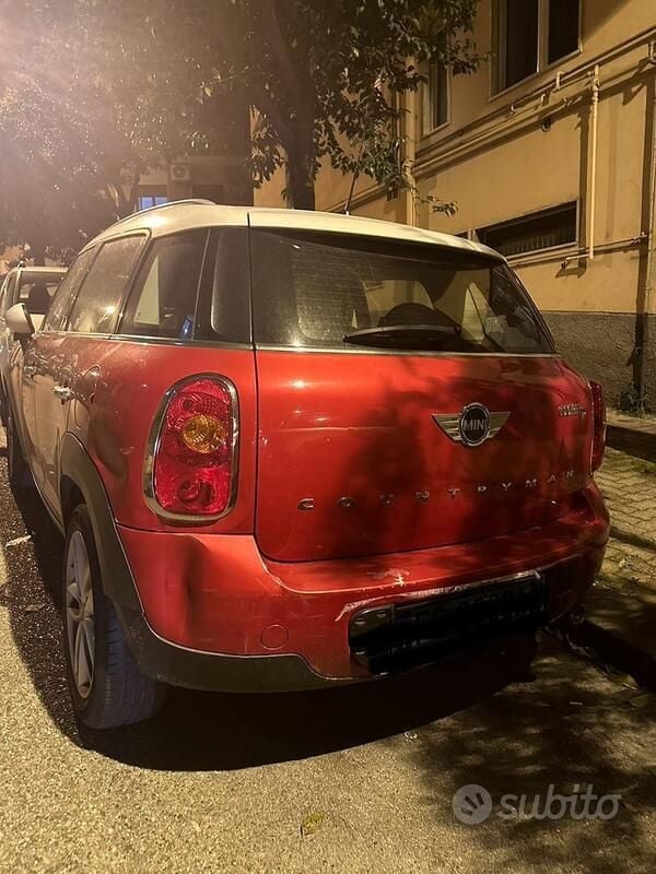 Usata Mini Countryman 122 CV (89 kW) 2016 Rosso SUV