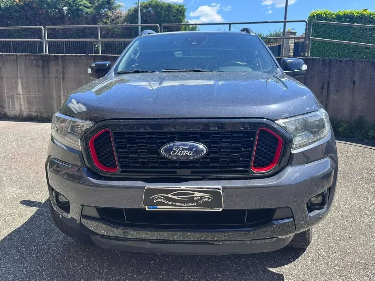 Usata Ford Ranger 213 CV (156 kW) 2021 Nero Pick-up