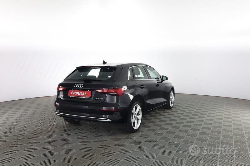 Usata Audi A3 Advanced 116 CV (85 kW) 2021 Nero midnight Berlina