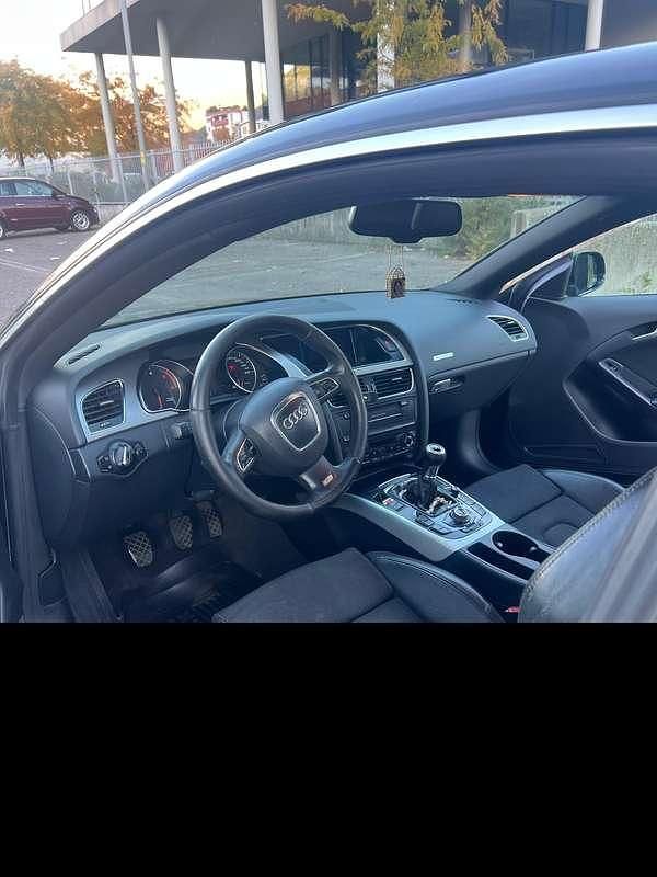 Usata Audi A5 Ambiente 170 CV (125 kW) 2010 Nero Coupé