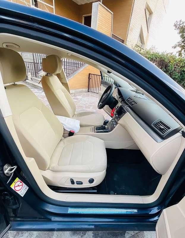 Usata VW Passat Highline 140 CV (102 kW) 2013 Blu/azzurro Berlina