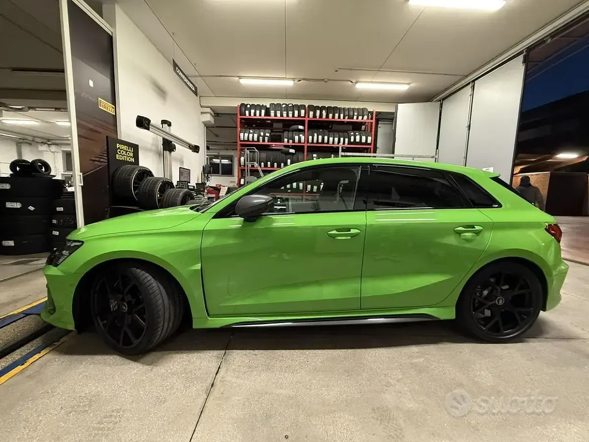 Usata Audi RS3 400 CV (294 kW) 2024 Verde Berlina