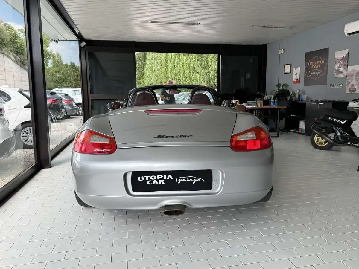 Usata Porsche Boxster 204 CV (150 kW) 1997 Grigio Cabrio