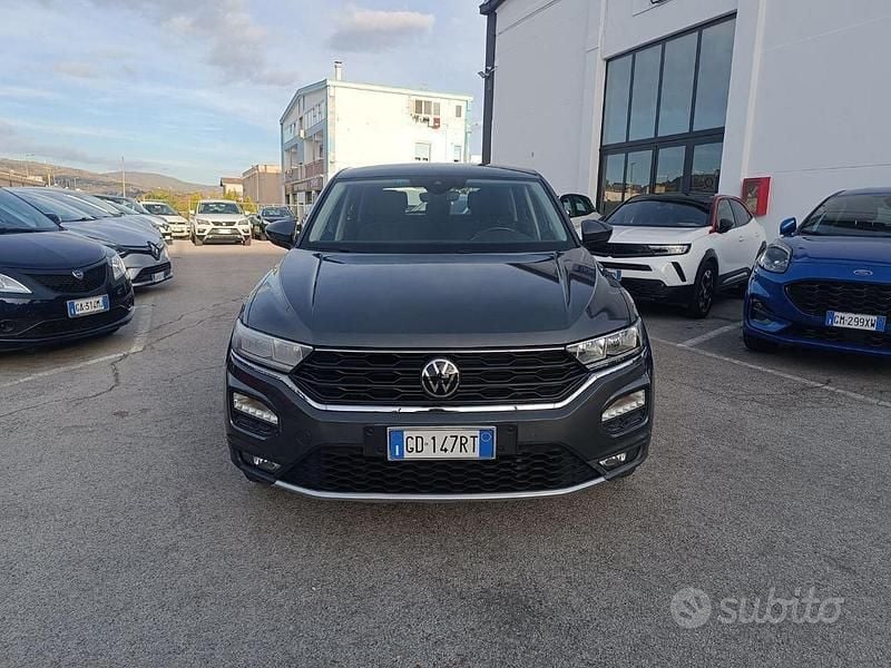 Usata VW T-Roc Advance 116 CV (85 kW) 2021 Grigio scuro SUV