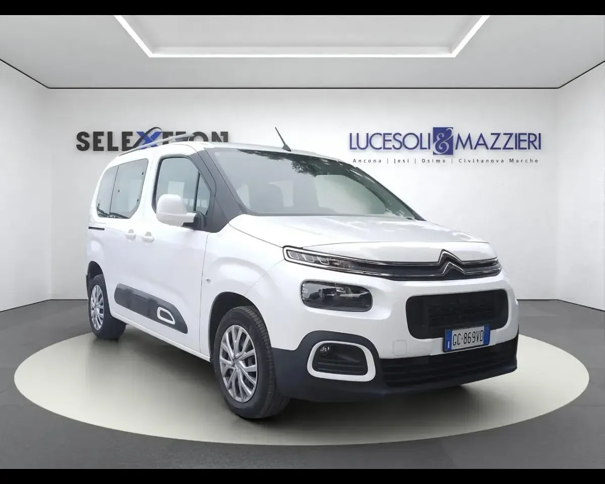 Usata Citroën Berlingo Start 130 CV (95 kW) 2020 Bianco Monovolume