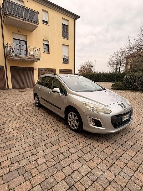 Usata Peugeot 308 SW 2012 Grigio Station wagon