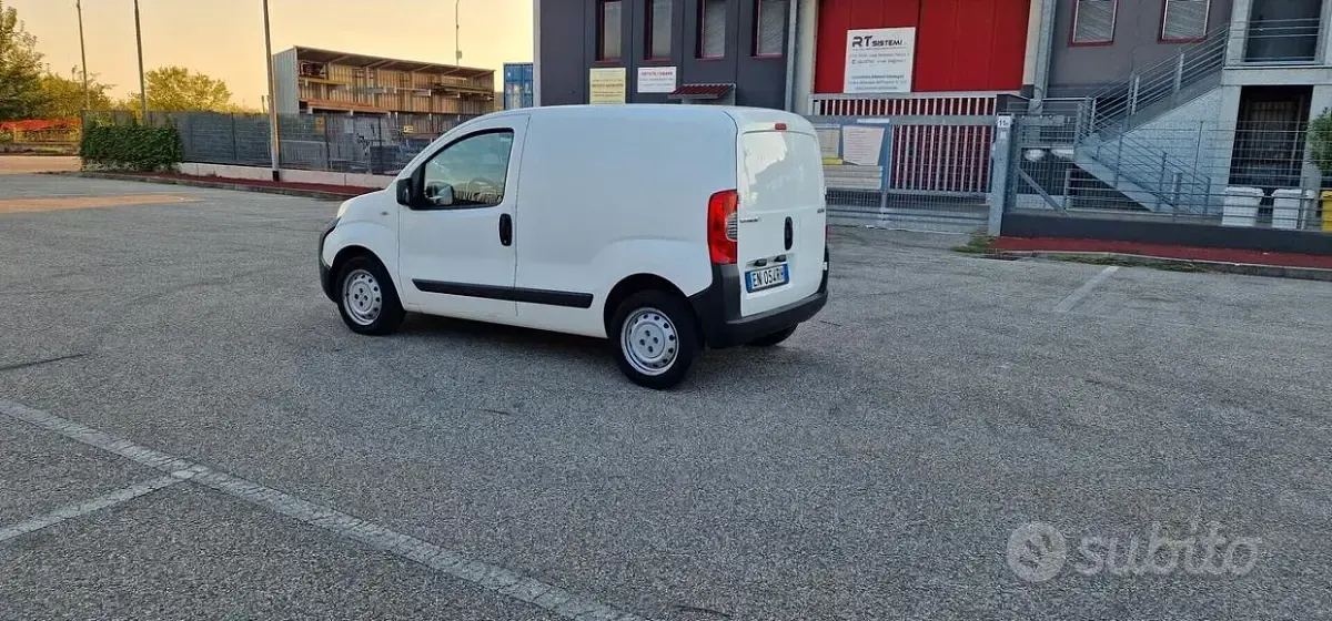 Usata Citroën Nemo 75 CV (55 kW) 2012 Bianco Monovolume