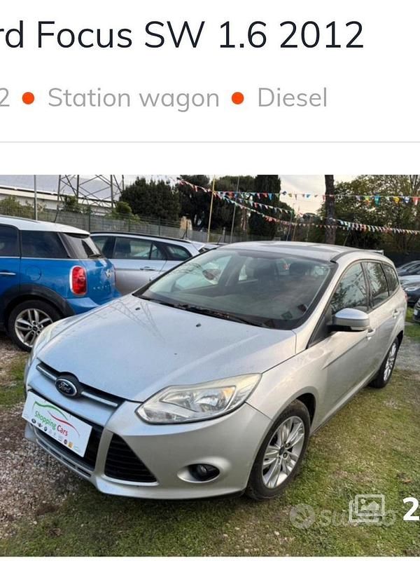 Usata Ford Focus 116 CV (85 kW) 2012 Grigio Station wagon