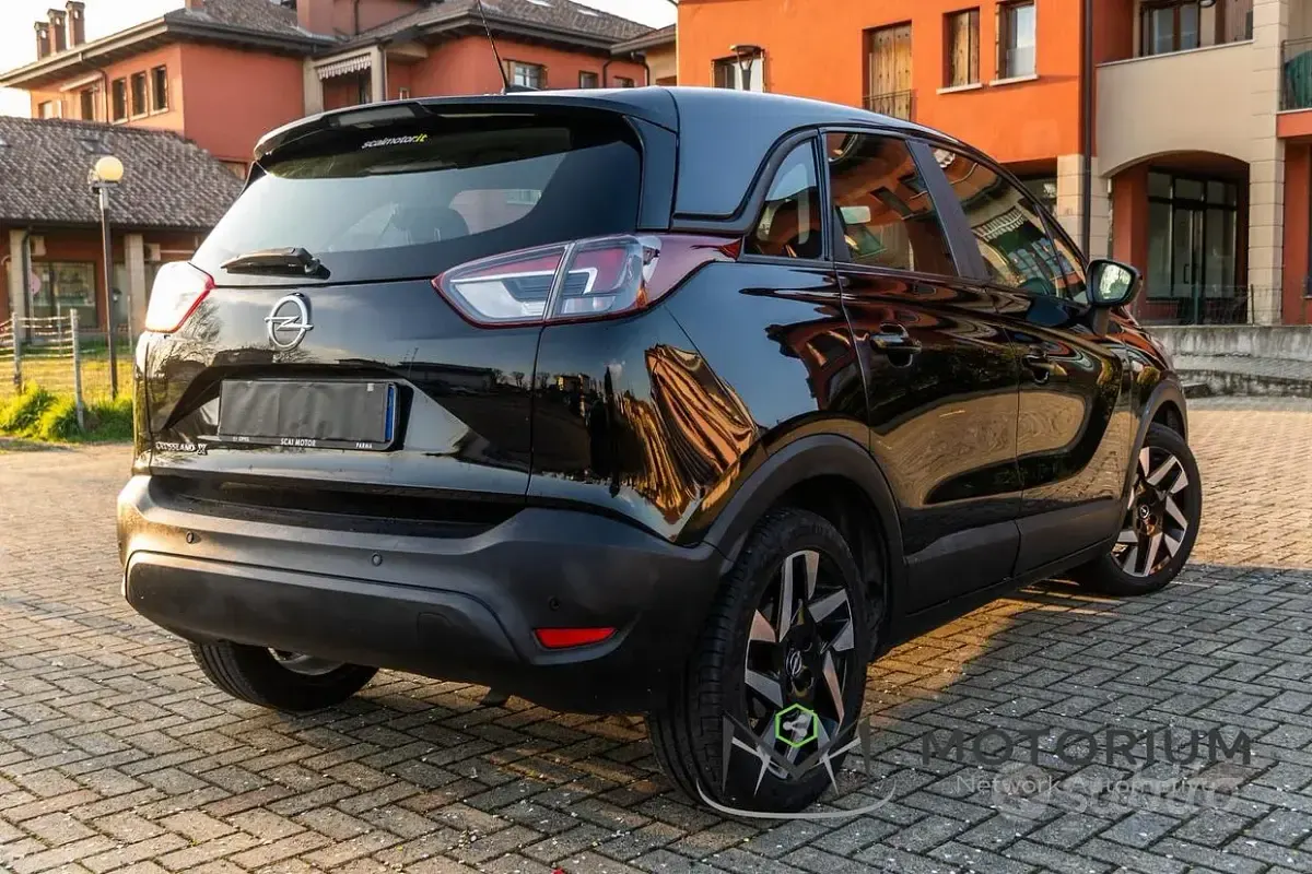 Usata Opel Crossland X 82 CV (60 kW) 2018 Nero SUV
