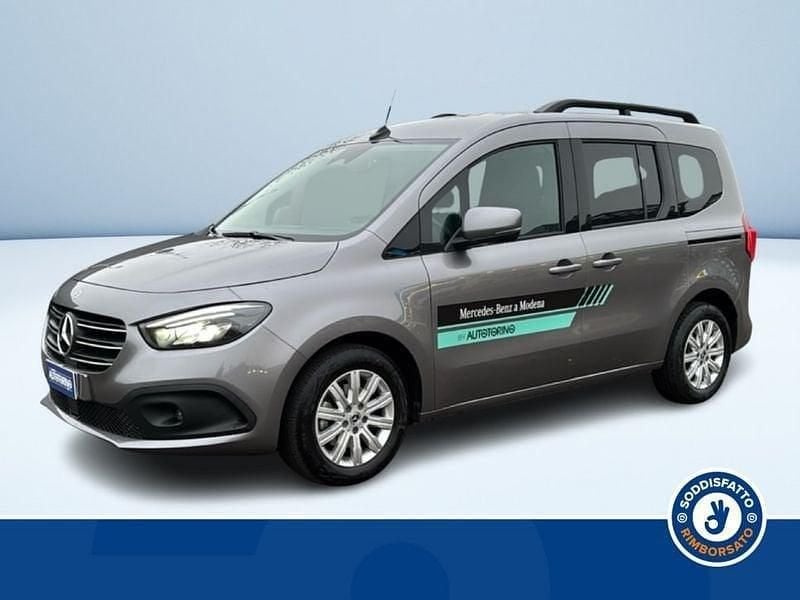 Usata Mercedes T180 115 CV (84 kW) 2025 Grigio Monovolume