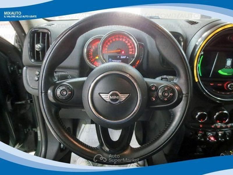 Usata Mini Cooper 150 CV (110 kW) 2017 Verde Utilitaria