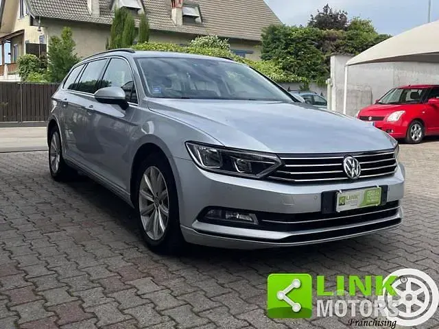 Usata VW Passat Business 150 CV (110 kW) 2017 Grigio Station wagon