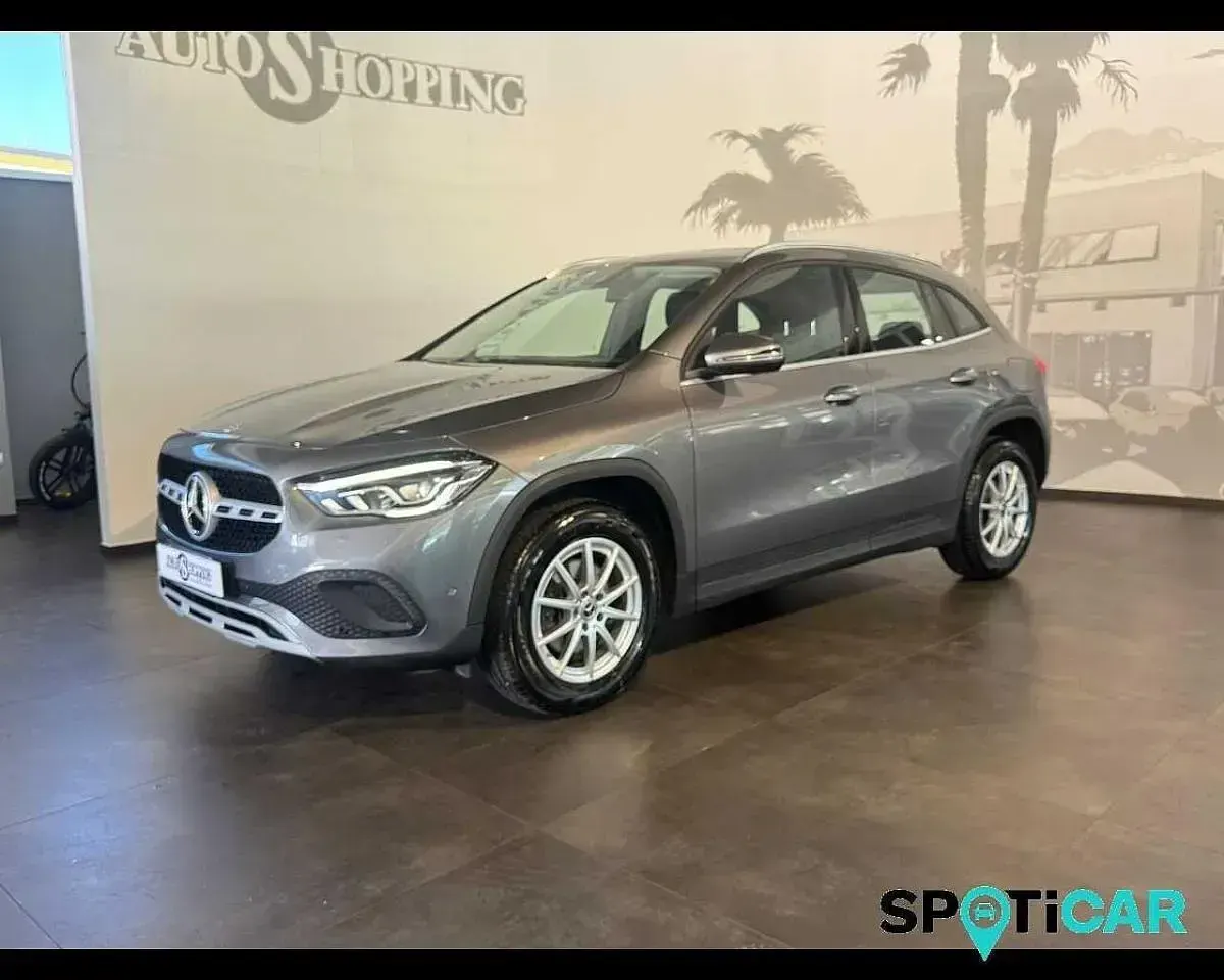 Usata Mercedes GLA200 Business 150 CV (110 kW) 2023 SUV