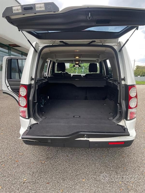 Usata Land Rover Discovery 4 245 CV (180 kW) 2011 Bianco SUV