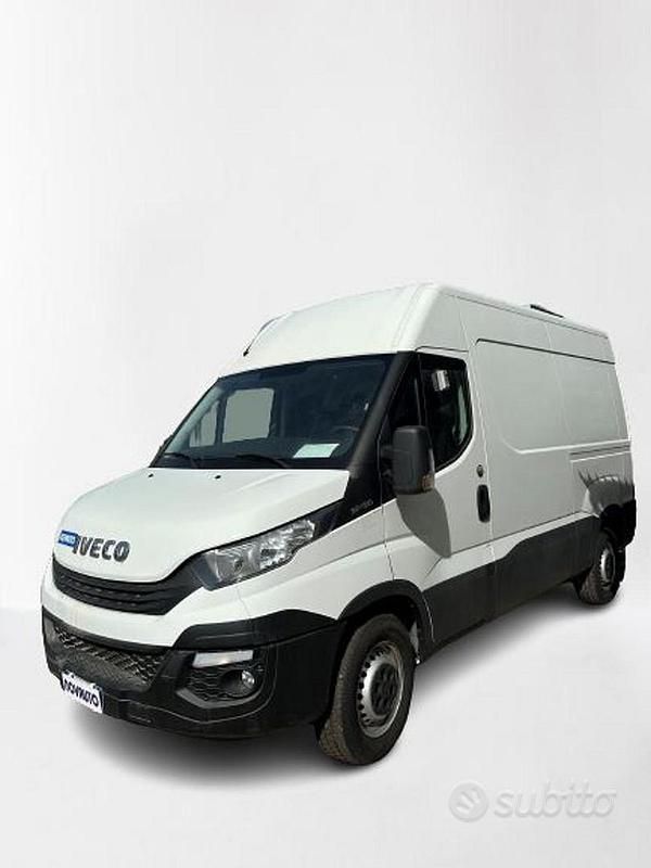 Usata Iveco Daily 116 CV (85 kW) 2018 Bianco Furgone