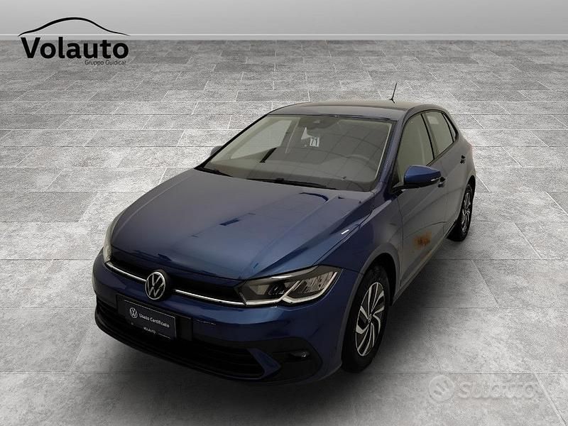 Blu Usata 2022 VW Polo Life Tre volumi | 15.900 € (Buon prezzo) - Immagine 1/4