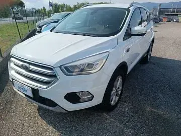 Usata Ford Kuga Titanium 150 CV (110 kW) 2018 Bianco SUV