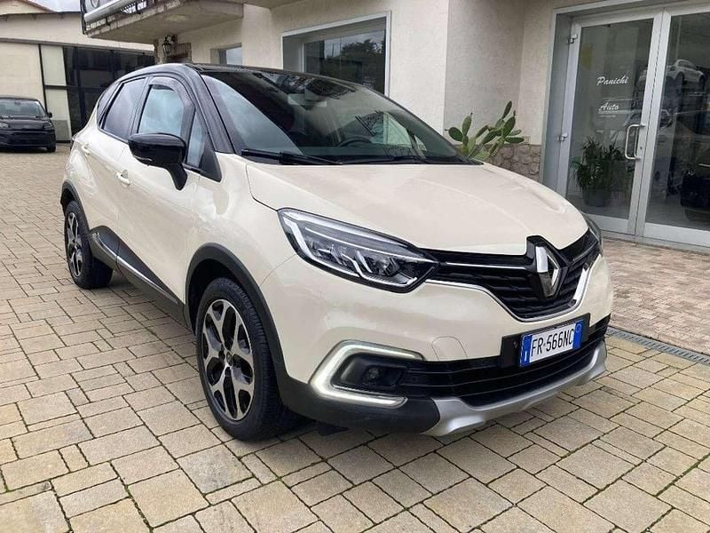 Usata Renault Captur 110 CV (80 kW) 2018 Beige SUV