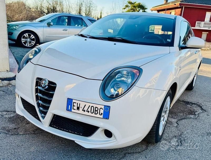 Beige Usata 2014 Alfa Romeo MiTo Progression Due volumi | 5800 € (Buon prezzo) - Immagine 1/4